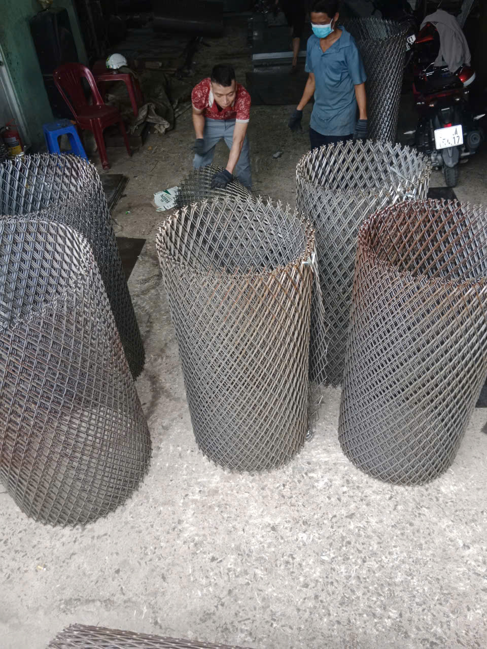 luoi-ma-kem-dang-cuon-hinh1